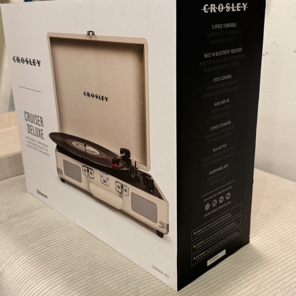 Crosley Cruiser Plus Bluetooth Record Player - Picture 2 of 8